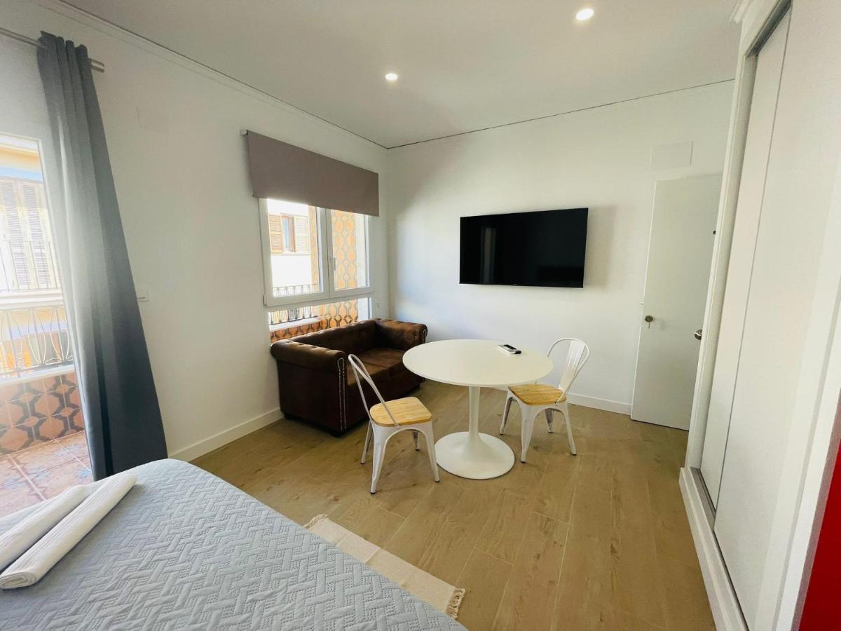 دينايا Pare Pere Rooms المظهر الخارجي الصورة