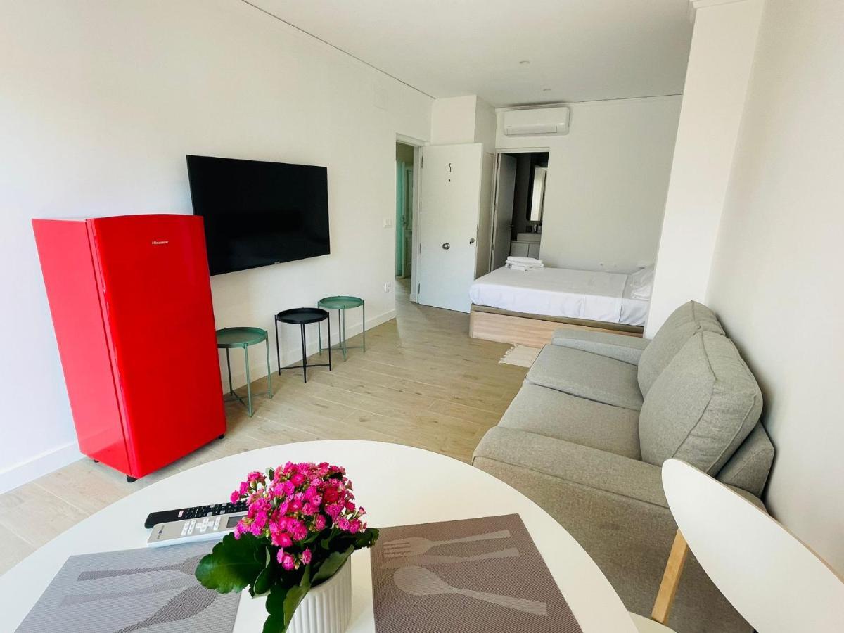 دينايا Pare Pere Rooms المظهر الخارجي الصورة